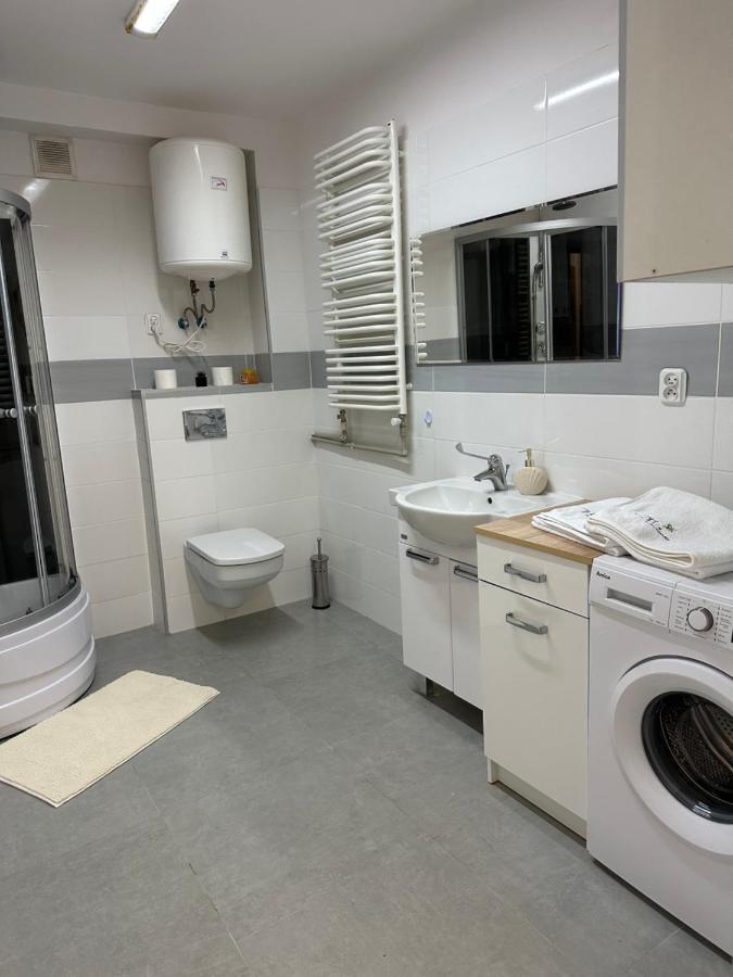 Apartament Medalionow Z Parkingiem Appartement Lublin Buitenkant foto